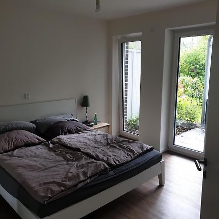 Schones Privatzimmer In Einem Neubau Oldenbourg Extérieur photo